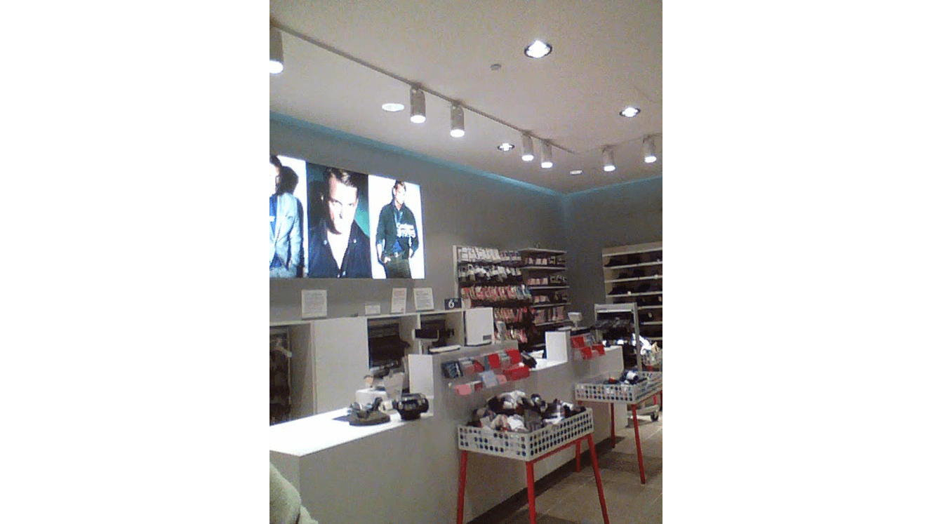H&M interior